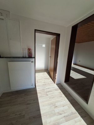 Nachmieterin oder Paar für 60qm Wohnung gesucht