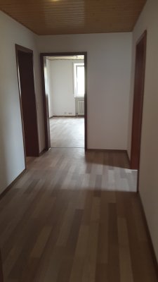 Helle DG Wohnung in Teublitz zu vermieten