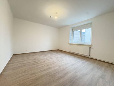 Neu saniert, Erstbezug + Loggia