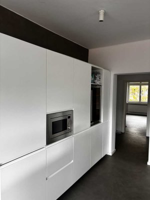 Helle 2,5-Zimmer Wohnung mit Balkon im 2. OG in Karlsruhe Weststadt
