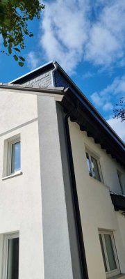 Kernsaniertes KfW-55-Energiehaus in grüner Lage mit viel Stauraum