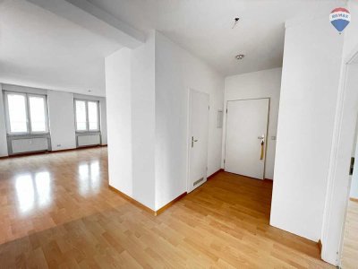 3,5-Zimmer-Wohnung in Rheinfelden Zentrum, mit 2 Balkonen, Lift, Tiefgarage, Fahrradraum in 1. OG!