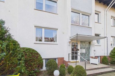 Ansprechendes 3-Familienhaus mit 2 Garagen in Bemerode