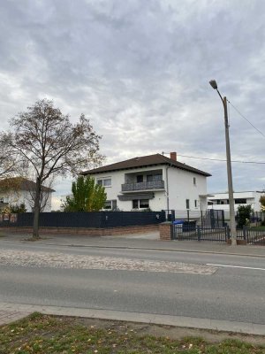 3-Zimmer-Wohnung mit Balkon, Terrasse und Glasfaseranschluss in Eich