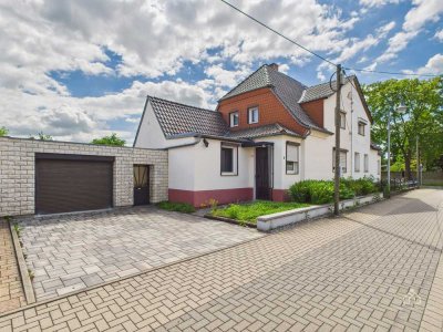 Sanierungsbedürftige Doppelhaushälfte in Staßfurt zu verkaufen