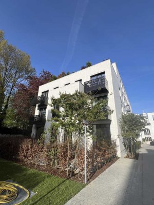Exklusive, voll eingerichtete Wohnung mit Erstbezug, Wohnen an einer der schönsten Adressen Hamburgs