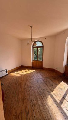 Charmante Altbauwohnung in Neustadt ideal als Büro/Atelier