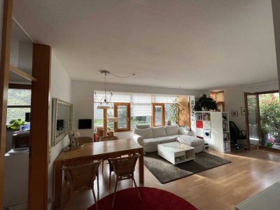 Moderne 2,5-Zimmer Wohnung mit Balkon in Böblingen