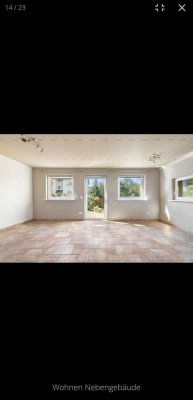 Geschmackvolle, gepflegte 2,5-Zimmer-Wohnung mit Balkon und EBK, 2er WG geeignet