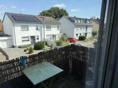 Geschmackvolle, gepflegte 1-Zimmer-Wohnung mit Balkon und EBK in Lechenich