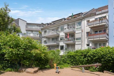 Moderne 2-Zimmer-Wohnung direkt am Park mit Balkon, Tiefgaragenstellplatz und Aufzug