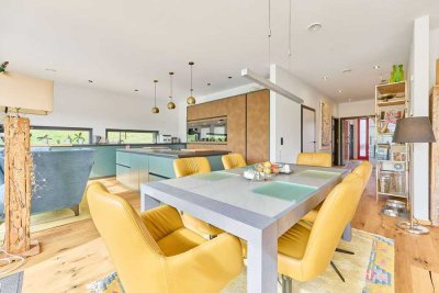 Ländliche Ruhe trifft moderne Technik: Altersgerechter Bungalow direkt am Naturschutzgebiet