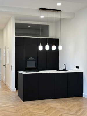 Jetzt sichern! Stilvoll wohnen am Medienhafen - frisch sanierte Erdgeschosswohnung (EG links)