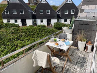 Helle 2-Zimmer Wohnung mit Balkon