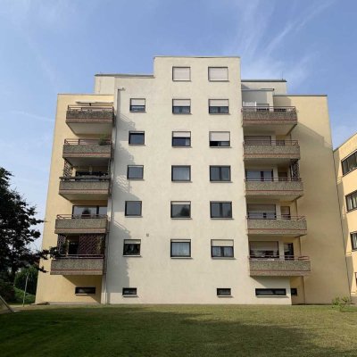 Bezugsfreie 3-Zimmer-Mietwohnung
mit Balkon und Stellplatz in Bruchsal!