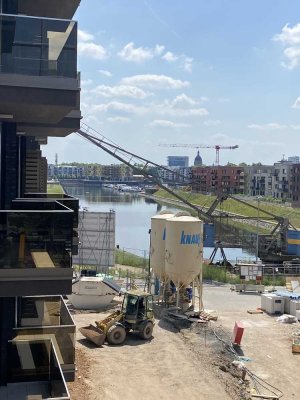 *AQA Zollhafen* // 1-Zimmer Wohnung mit Balkon und Blick auf das Hafenbecken