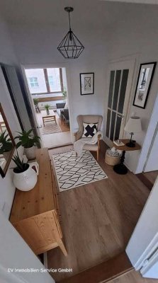ZENTRAL & MITTENDRIN | 2,5 Zimmer | Balkon | Duschbad | ab sofort!