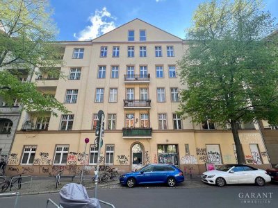 Stilvolle Erdgeschosswohnung mit Altbauflair und Garten - sofort verfügbar