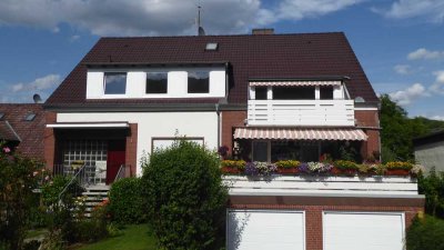 Ansprechende und gepflegte 3,5-Raum-DG-Wohnung mit geh. Innenausstattung mit Balkon in Göttingen