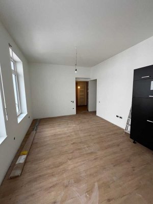 *ERSTBEZUG* Barrierefrei & im Erdgeschoss: 1-Zimmer-Wohnung im Herzen von Landau