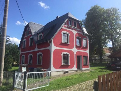 Ansprechende und sanierte 4,5-Raum-Maisonette-Wohnung in Friedersdorf