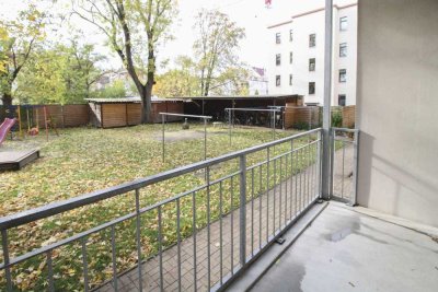 Bezugsfreie 3 Zimmer im Erdg. mit Balkon zum Innenhof -  Denkmalsgeschützt