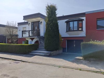 Verkaufe leerstehende Doppelhaushälfte mit Einliegerwohnung