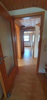 Freundliche 2-Zimmer DG-Wohnung in 74918, Angelbachtal