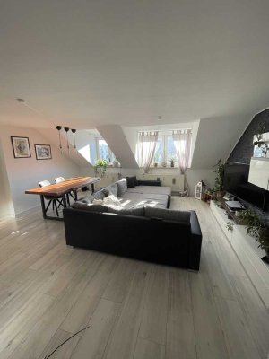 *** Schöne 2-Zimmer-Wohnung mit Einbauküche im Zentrum!
