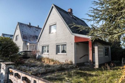 Bremerhaven-Surheide // Charmantes Einfamilienhaus mit viel Potential