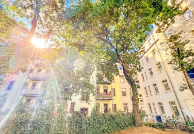 Gepflegte 3-Raum-DG -Wohnung mit Weitblick * EBK * Bad mit Fenster, Wanne & WMA * ASR * ruhige Lage!