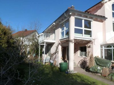 Ruhige großzügige 5 Zimmer Maisonette-Wohnung mit Gartennutzung