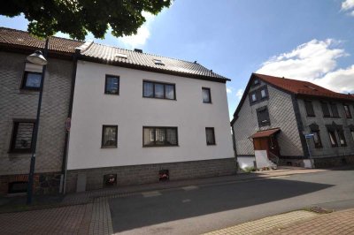 Große Doppelhaushälfte mit Doppelgarage und Partyraum