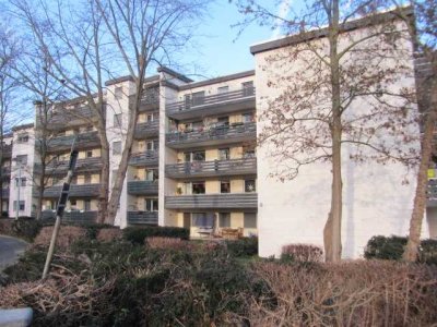 ZWANGSVERSTEIGERUNG!! 4-Zimmerwohnung in Bergheim-Zieverich