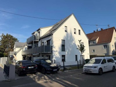 Großzügige  2 ZKB mit Terrasse und Garten im KfW40-Standard
