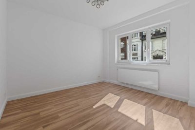 Stilvolles Wohnen im Herzen von Eppendorf - Sanierte Erdgeschosswohnung im Altbau