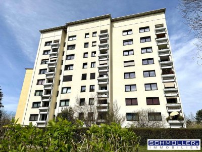 Großzügige 4-Zimmer Wohnung mit Loggia und TG-Platz
