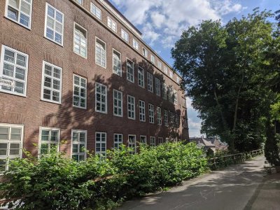 *Perfekt für Single* 1-Zimmer-Wohnung mit Empore und Einbauküche*