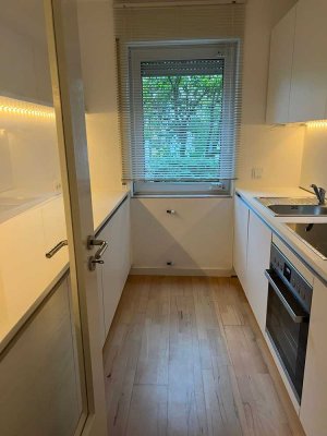 Wunderschöne 3 Zimmerwohnung, 2 Balkone / kleiner Garten / TG