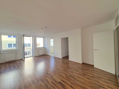 Helle 2-Zi.-Wohnung mit TG-Stellplatz in Stadtresidenz Dortmund