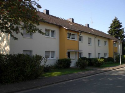 Schicke Seniorenwohnung mit Balkon im OG