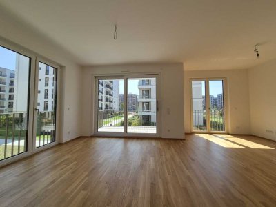 Erstbezug: Hochwertige helle 3-Zimmer-Wohnung mit Balkon und Einbauküche