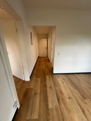 neu renovierte Wohnung in Saarbrücken zu vermieten
