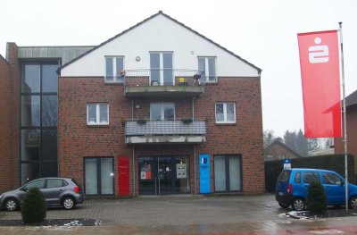 ERSTBEZUG nach Renovierung! 3-Zimmer- Wohnung kurzfristig zu vermieten