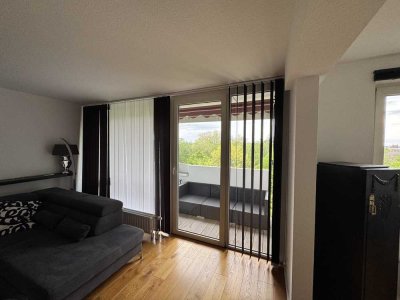 Moderne 3 Zimmerwohnung mit Balkon, Parkhaus und Spielplatz