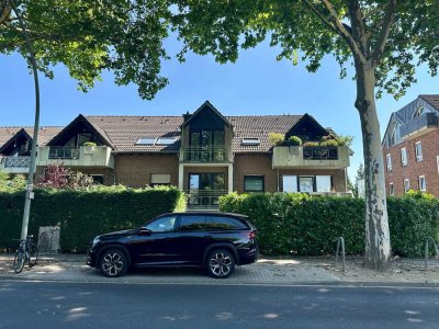 Charmante Dachgeschosswohnung mit Balkon in Meerbusch - Büderich!