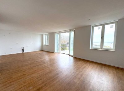 Moderne Balkonwohnung mit Traumausblick!
