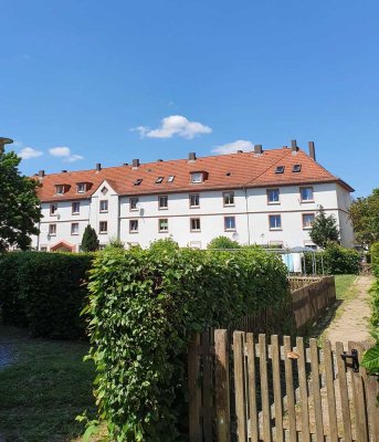 Frisch renovierte 1-Zimmer Wohnung mit Gartenanteil erwartet Sie als neue Mieter
