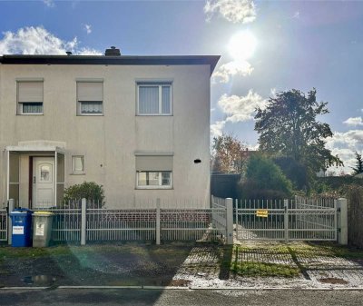 Haus mit romantischem Grundstück ***Modernisierungsfähig**Top Preis*