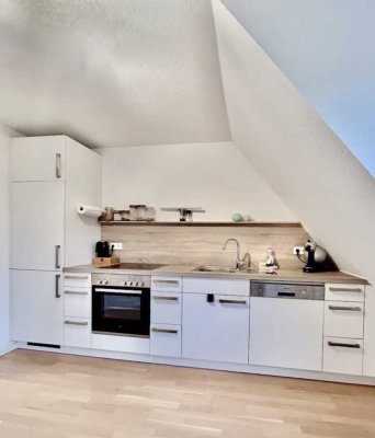 Charmante voll möblierte Maisonette-Wohnung in Stuttgart-Degerloch – Pauschalmiete inkl. Möbel